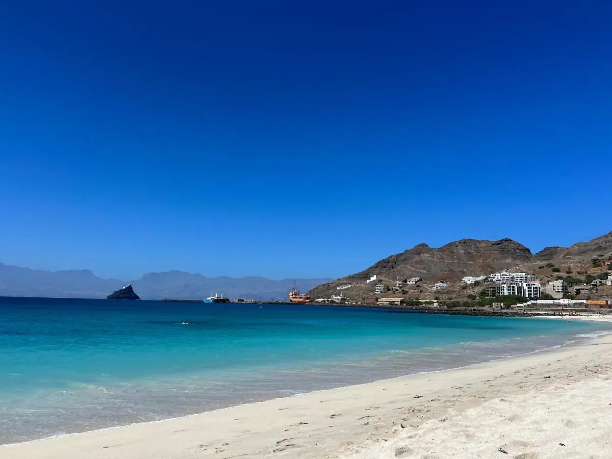 Gasthuis Orietta Residencial Hotel Mindelo