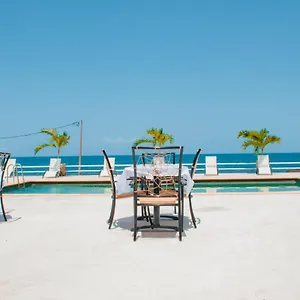 3* Hotel Falucho Paradise